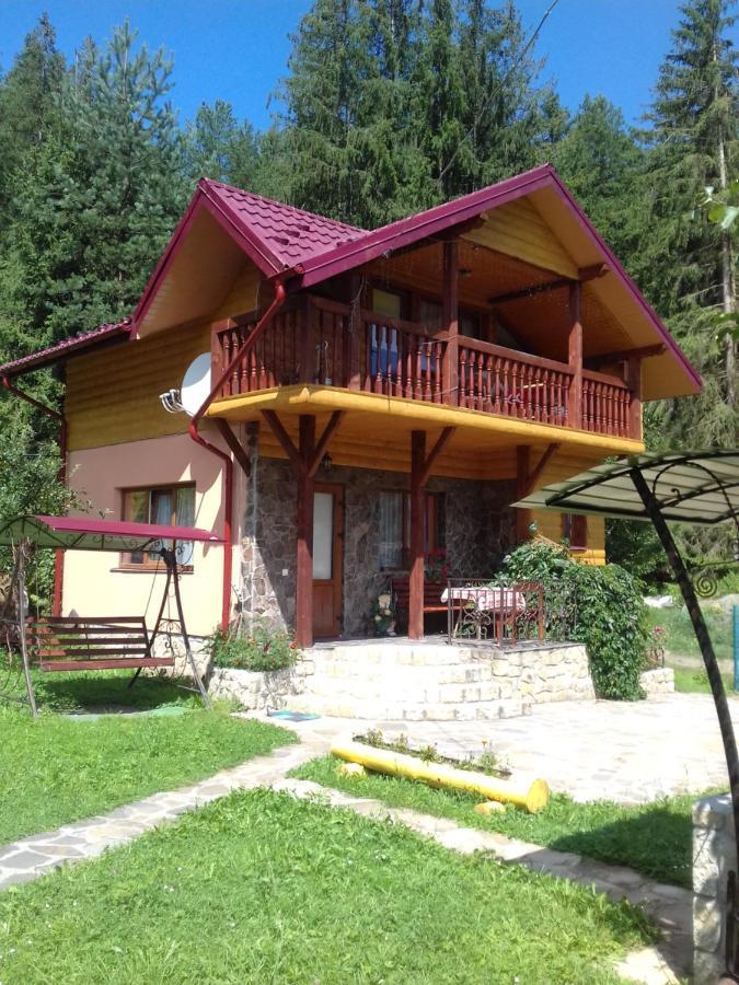 亚列姆切Лісова Казка别墅 外观 照片